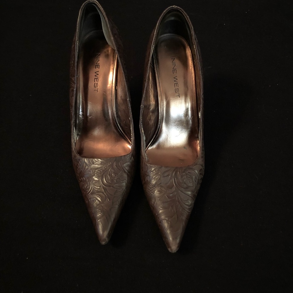 BROWN HEELS by Nine West